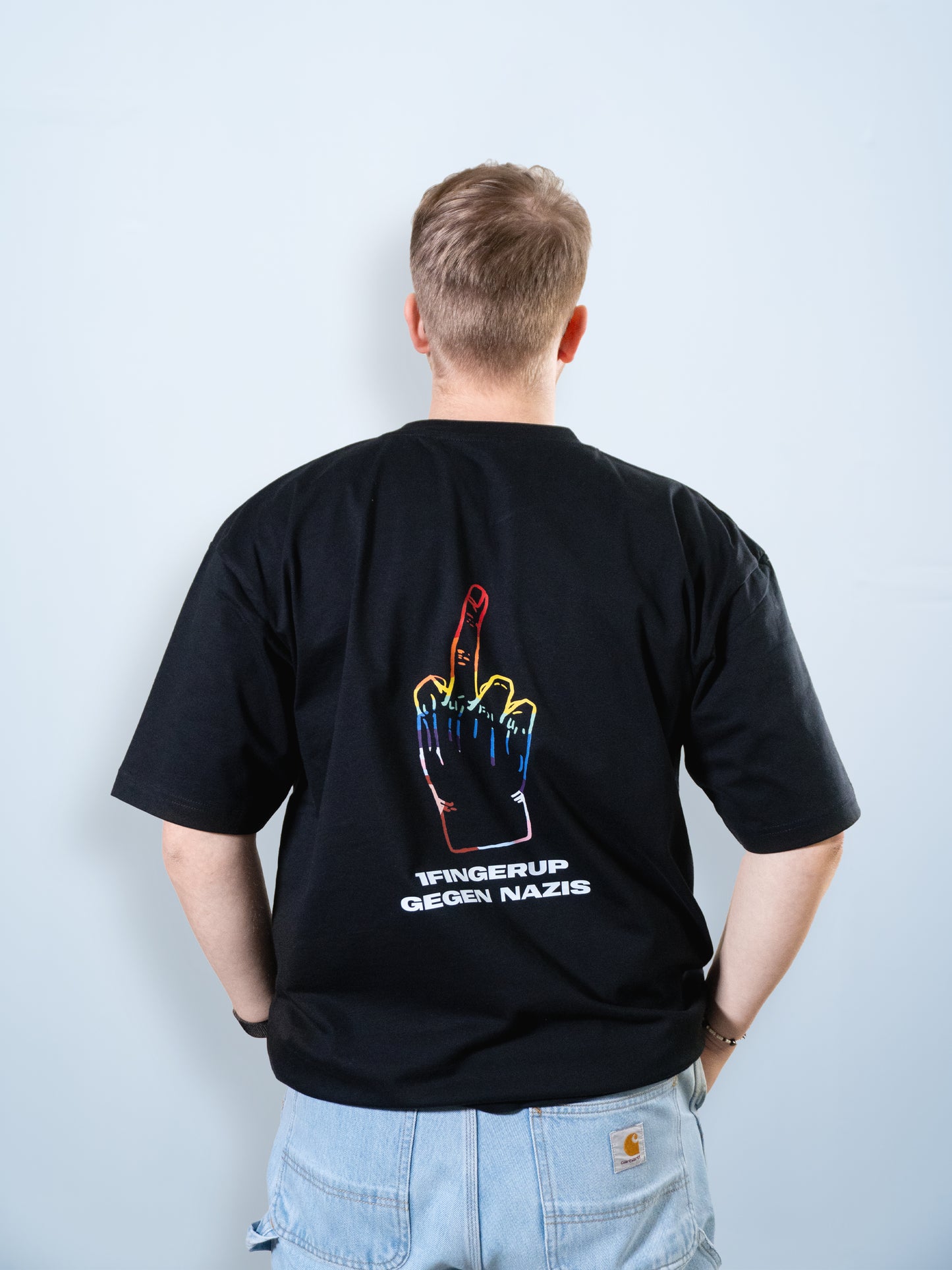 1FINGERUP GEGEN NAZIS