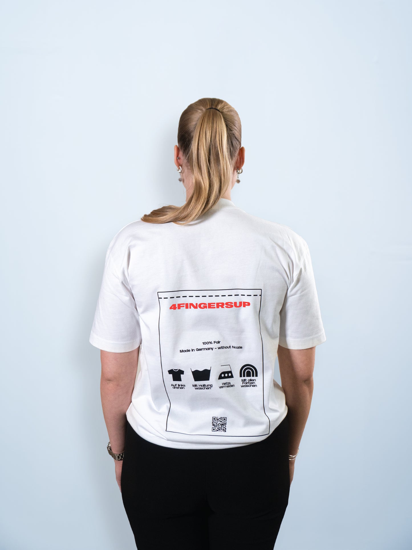CARE LABEL TEE